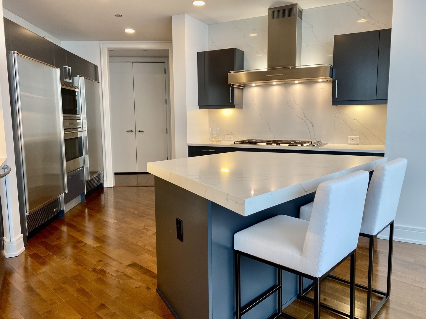 401 North Wabash Avenue, Unit 84A Chicago, IL 60611 - Photo 14 of 41 Gallery Image 14