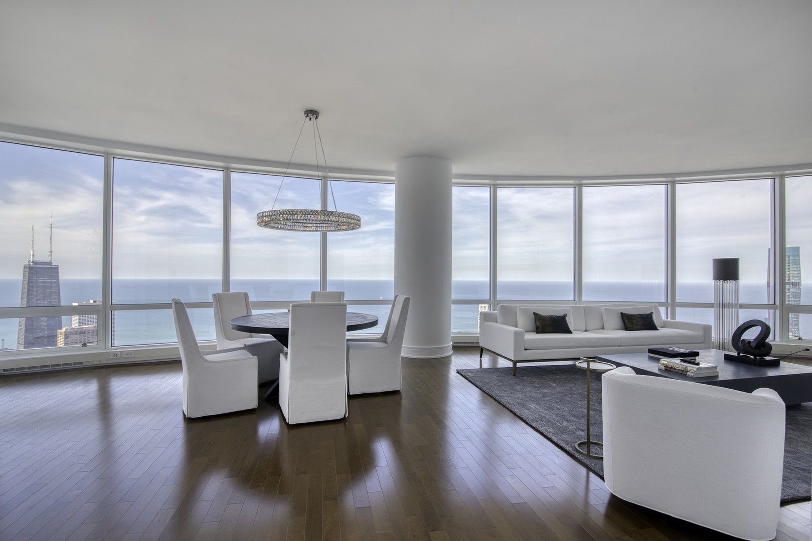401 North Wabash Avenue, Unit 84A Chicago, IL 60611 - Photo 3 of 41 Gallery Image 3