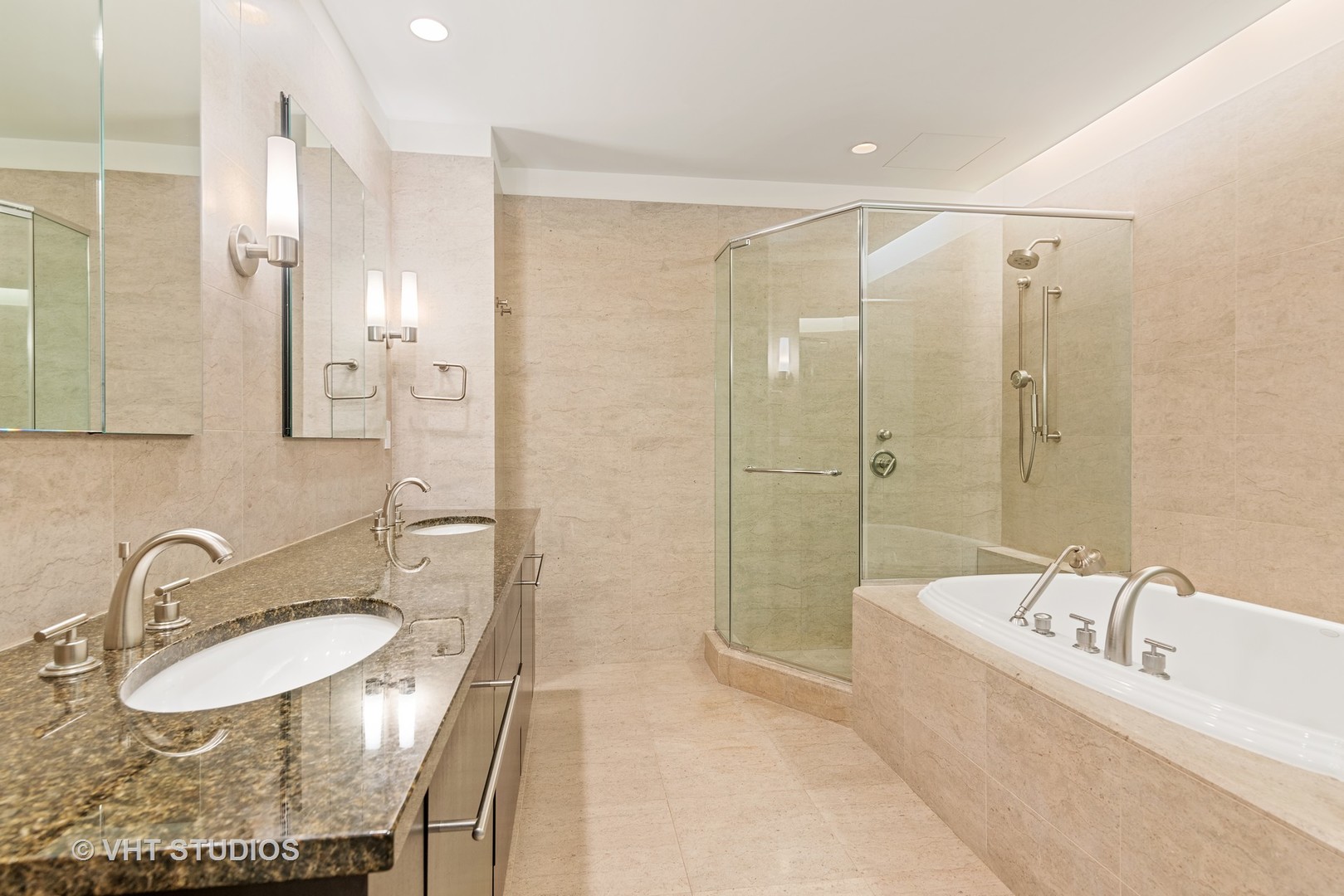 401 North Wabash Avenue, Unit 84A Chicago, IL 60611 - Photo 24 of 41 Gallery Image 24