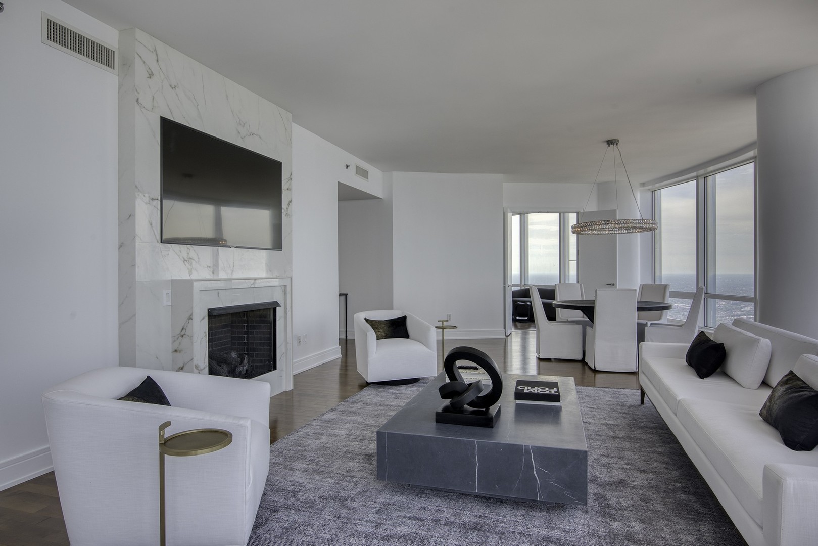 401 North Wabash Avenue, Unit 84A Chicago, IL 60611 - Photo 6 of 41 Gallery Image 6