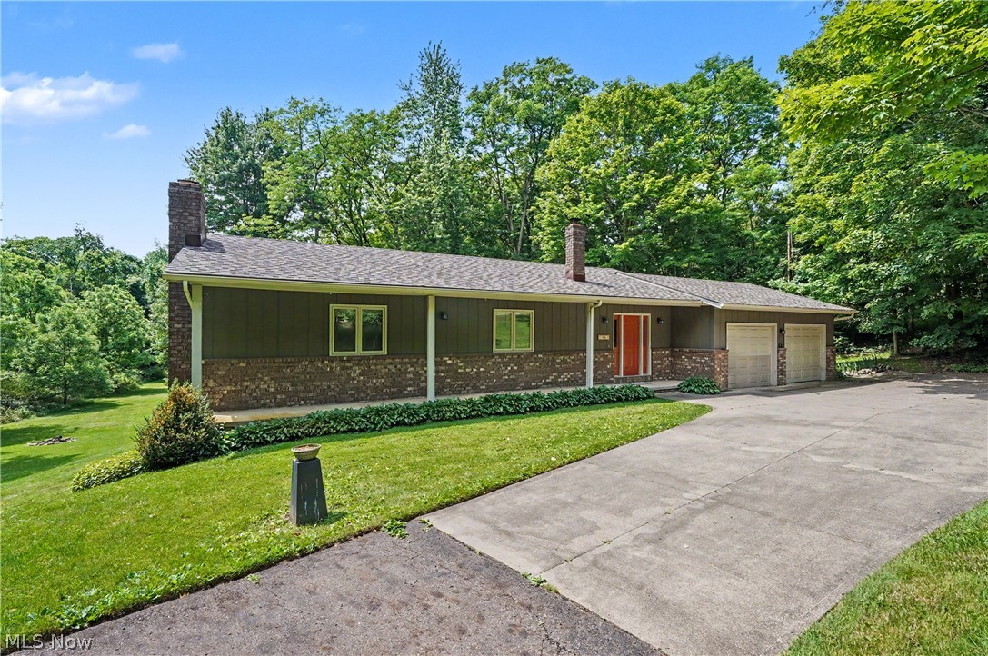 2882 Sharon Copley Road Medina, OH 44256 - Photo 2 of 7