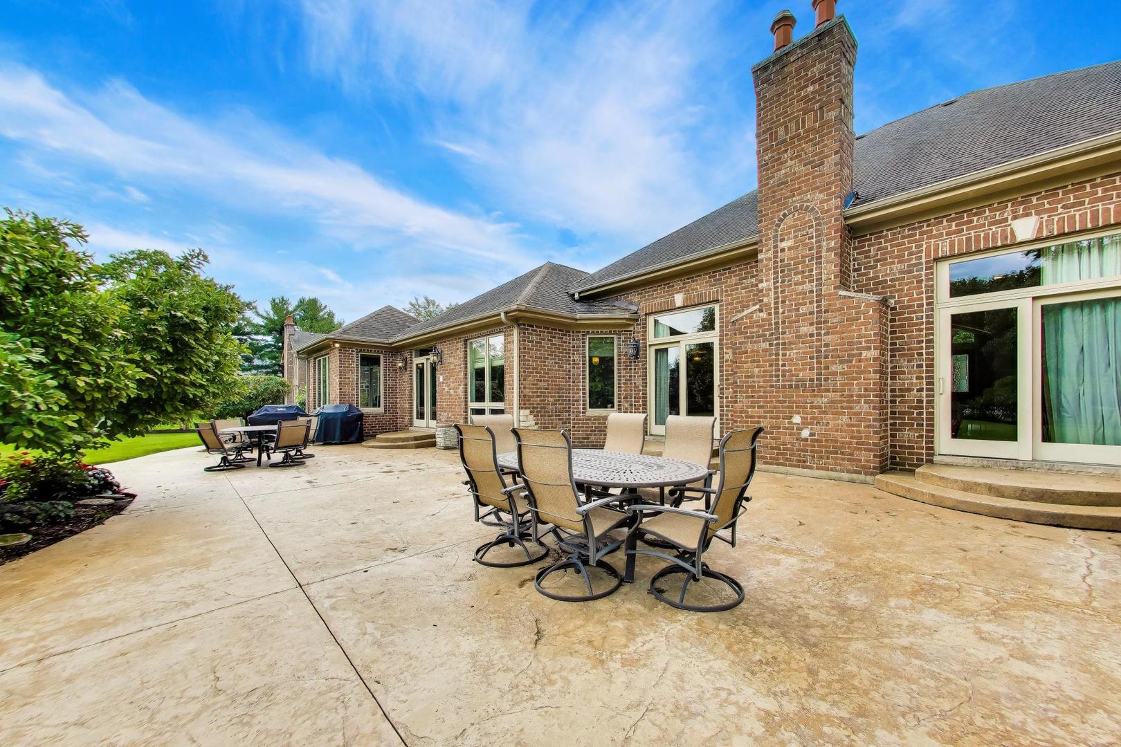 31 Prairie Lane Wayne, IL 60184 - Photo 42 of 48