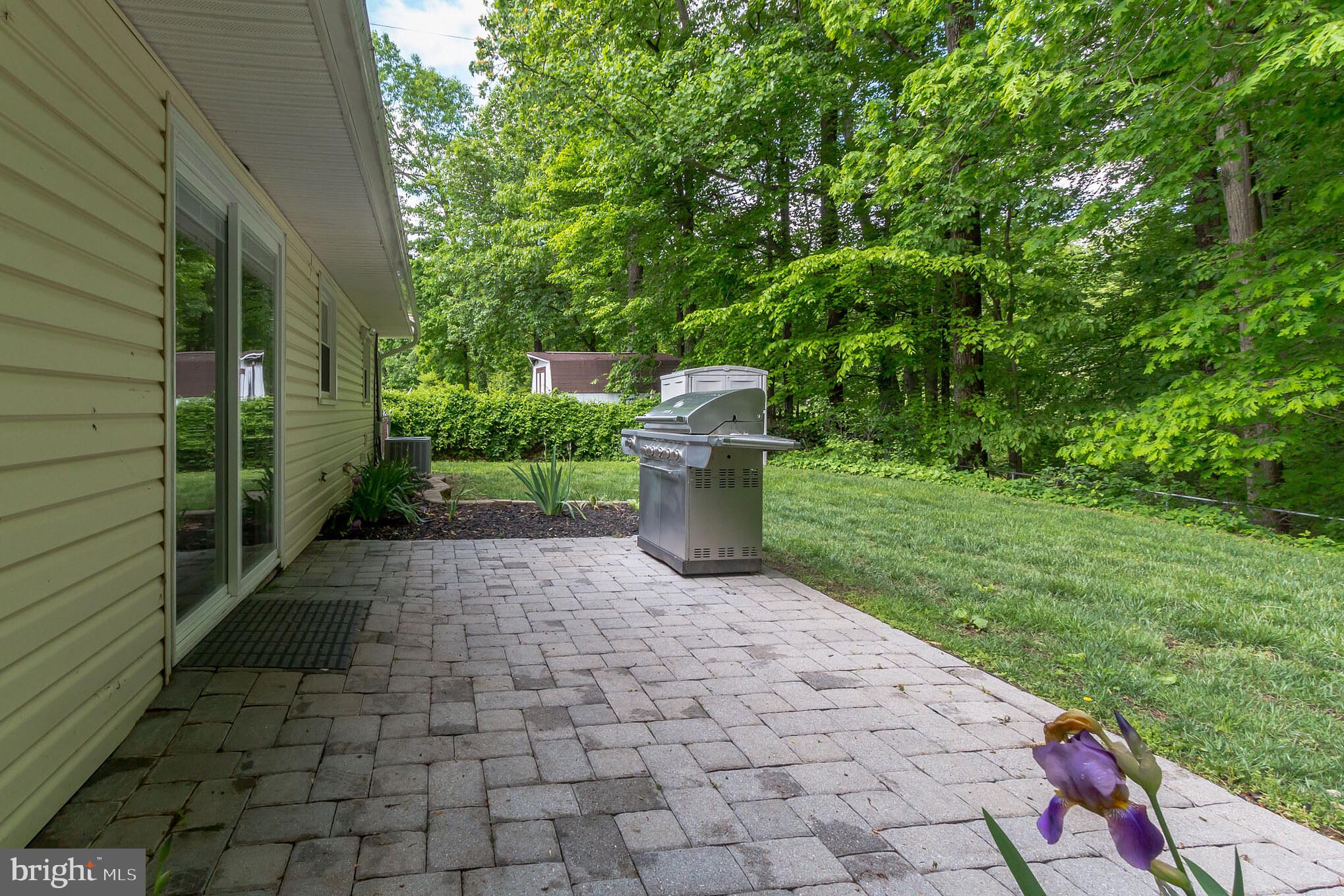 2210 Dairy Farm Road Odenton, MD 21113 - Photo 23 of 27 patio off of dining room sliders