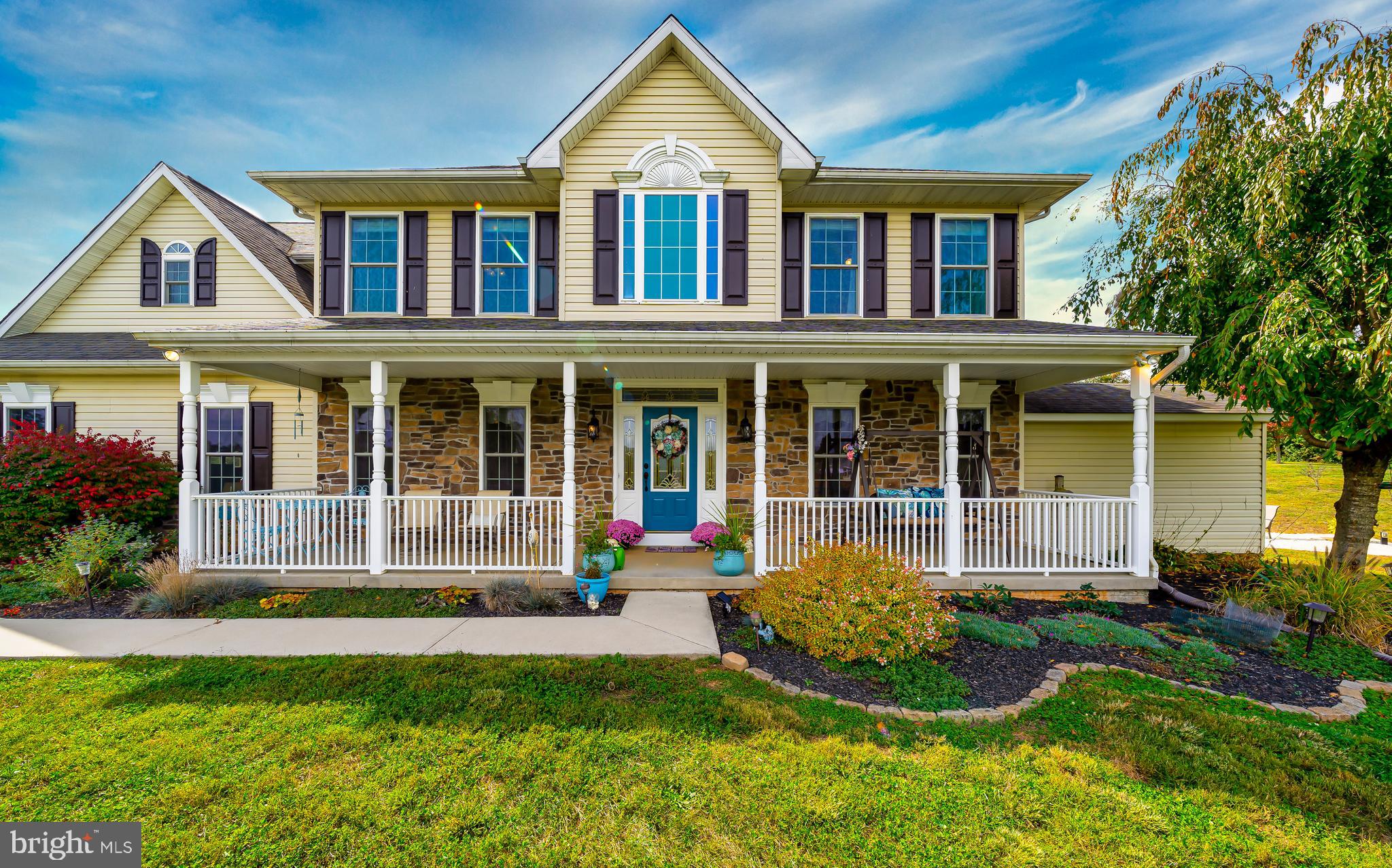 938 Muller Road Westminster, MD 21157 - Photo 4 of 60 Full Front Porch