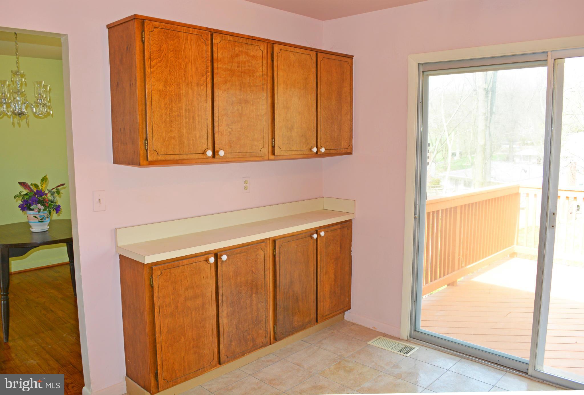 16126 Kenny Road Laurel, MD 20707 - Photo 7 of 16 Kitchen, Viw 2