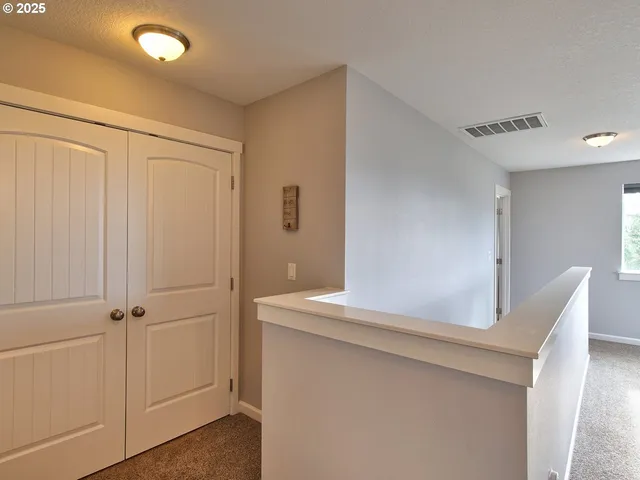 $870,000 | 6015 Northwest High Heaven Road, McMinnville, OR 97128