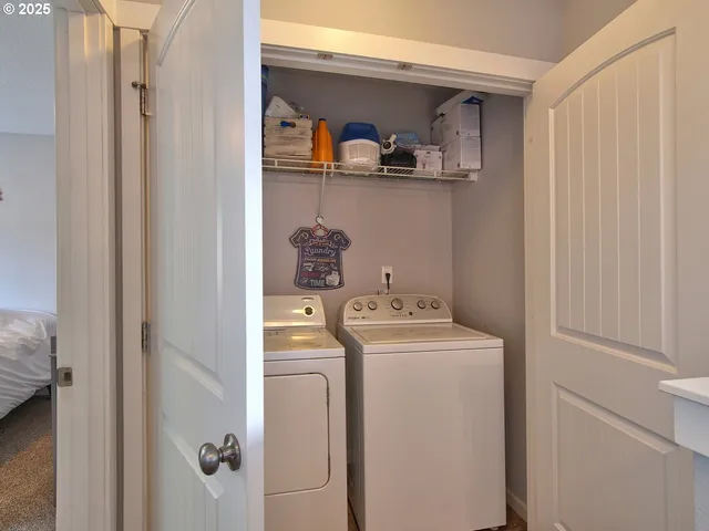 $870,000 | 6015 Northwest High Heaven Road, McMinnville, OR 97128