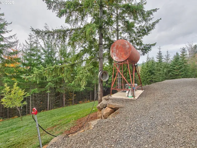 $870,000 | 6015 Northwest High Heaven Road, McMinnville, OR 97128