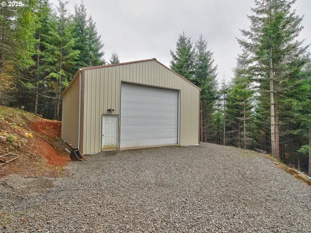 $870,000 | 6015 Northwest High Heaven Road, McMinnville, OR 97128