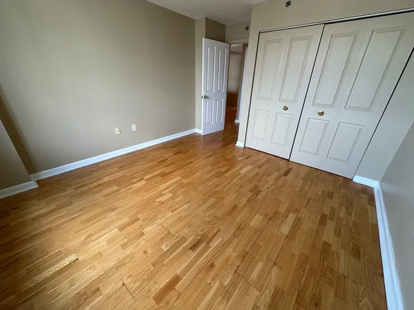 $3,200 | 10 Museum Way, Unit 2027, Cambridge, MA 02141