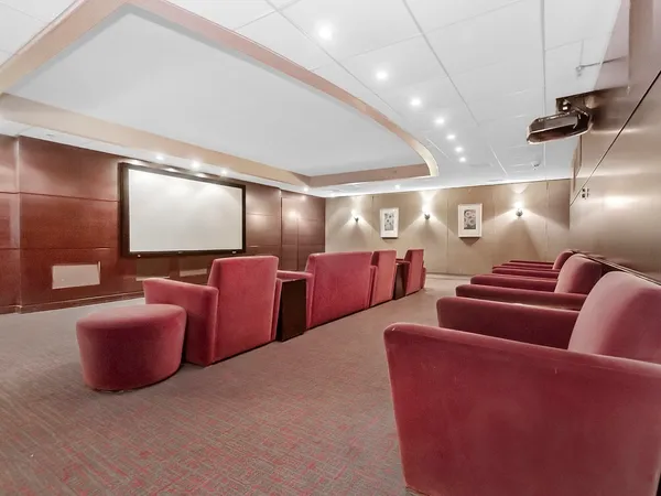 $3,200 | 10 Museum Way, Unit 2027, Cambridge, MA 02141