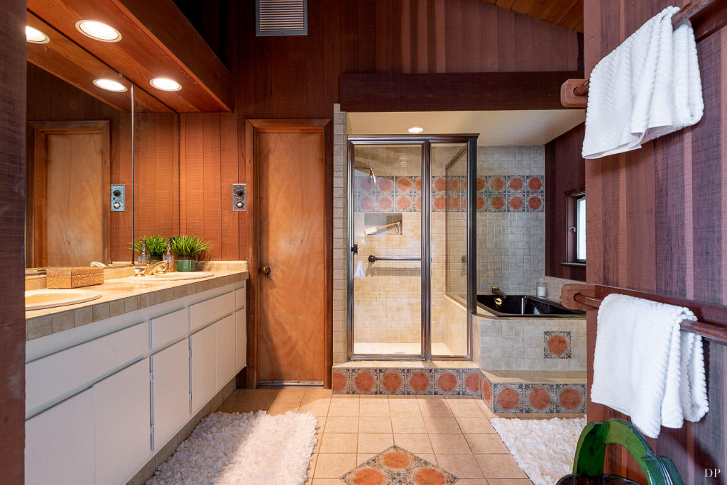 929 Cheltenham Road Santa Barbara, CA 93105 - Photo 15 of 22 MasterBathRoom