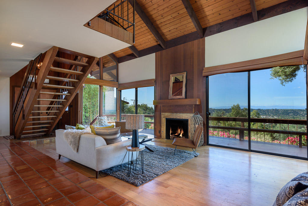 929 Cheltenham Road Santa Barbara, CA 93105 - Photo 4 of 22 LivingRoom