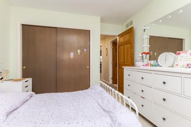 $334,900 | 126 South Orr Drive, Normal, IL 61761