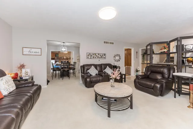 $334,900 | 126 South Orr Drive, Normal, IL 61761