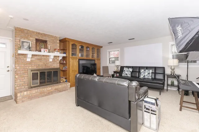 $334,900 | 126 South Orr Drive, Normal, IL 61761