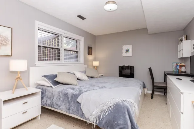 $334,900 | 126 South Orr Drive, Normal, IL 61761