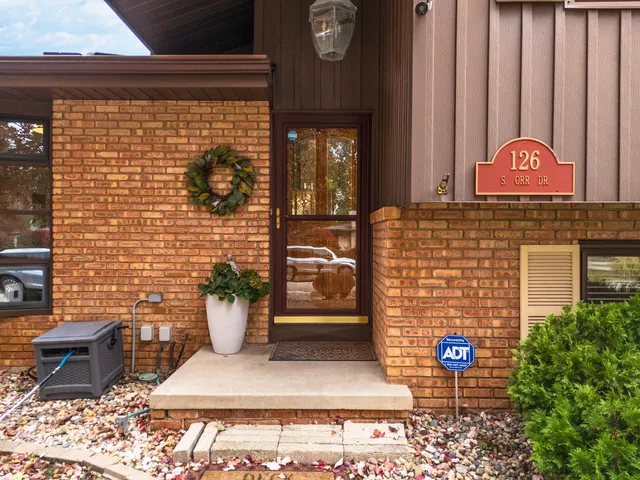 $334,900 | 126 South Orr Drive, Normal, IL 61761