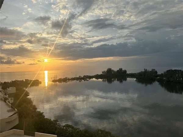 $1,800 | 6009 Sea Ranch Drive, Unit 314, Hudson, FL 34667