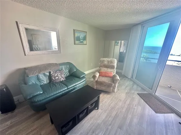 $1,800 | 6009 Sea Ranch Drive, Unit 314, Hudson, FL 34667