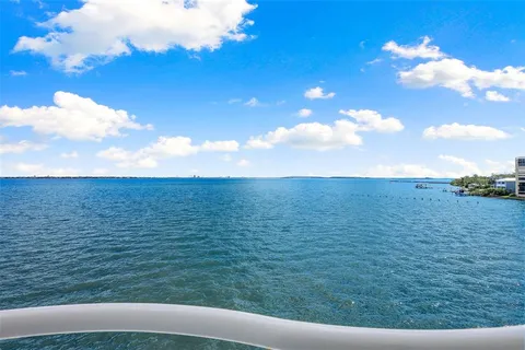 $799,900 | 4950 Bayshore Boulevard, Unit 23, Tampa, FL 33611
