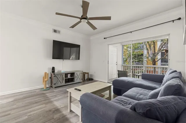 $299,900 | 4207 South Dale Mabry Highway, Unit 6213, Tampa, FL 33611