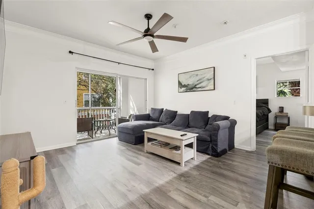 $299,900 | 4207 South Dale Mabry Highway, Unit 6213, Tampa, FL 33611