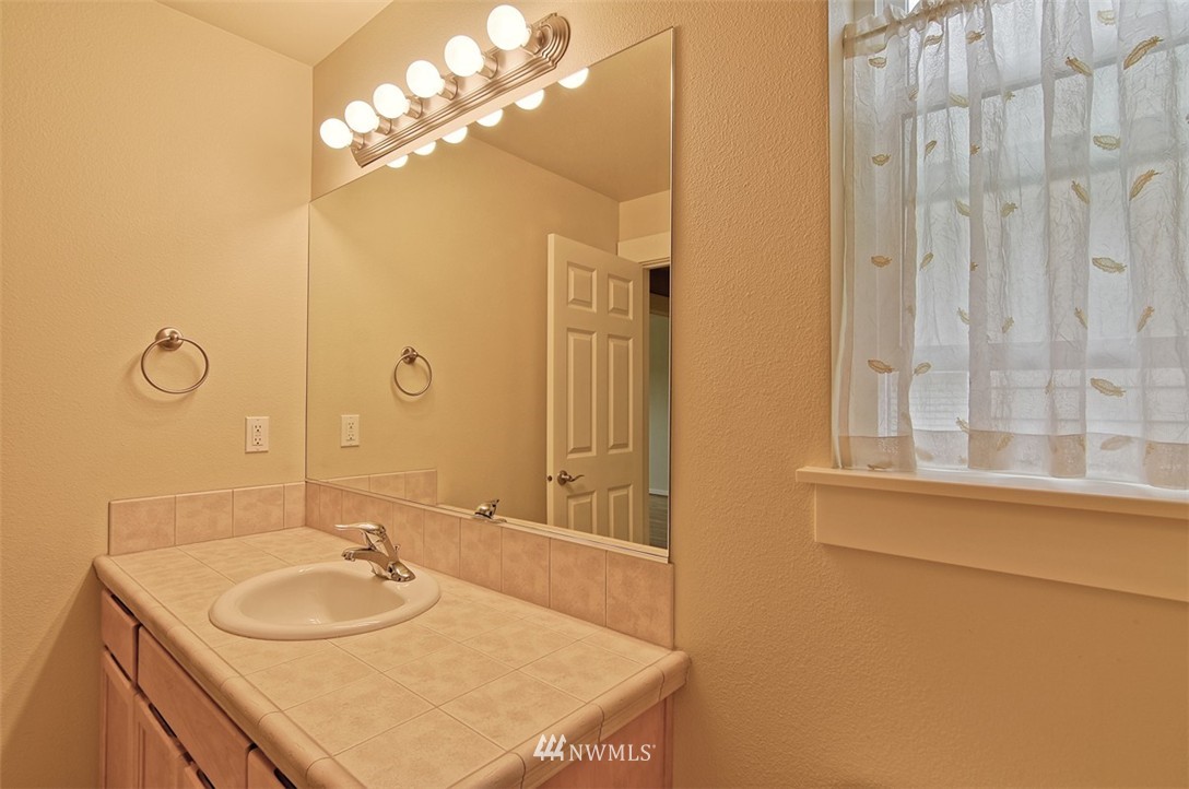 4405 226th Place Southeast Bothell, WA 98021 - Photo 13 of 25