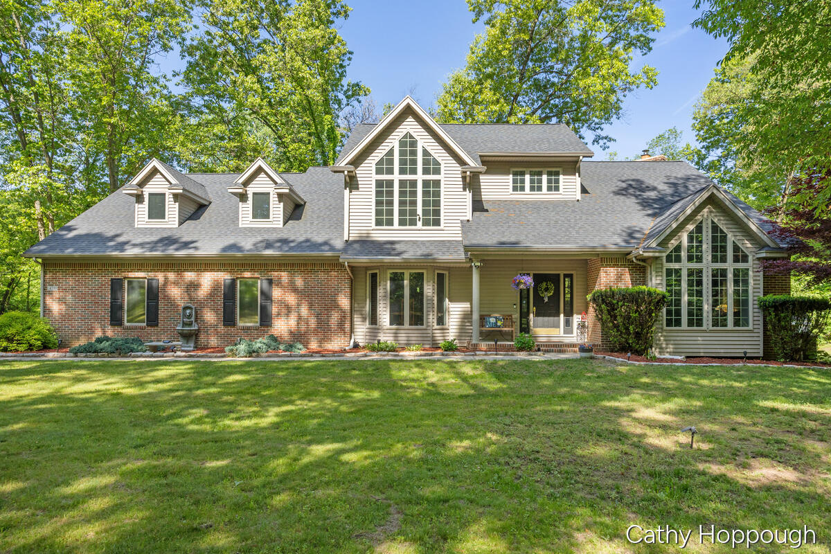 470 Caroline Street Ionia, MI 48846 - Photo 1 of 69 470-Caroline_001