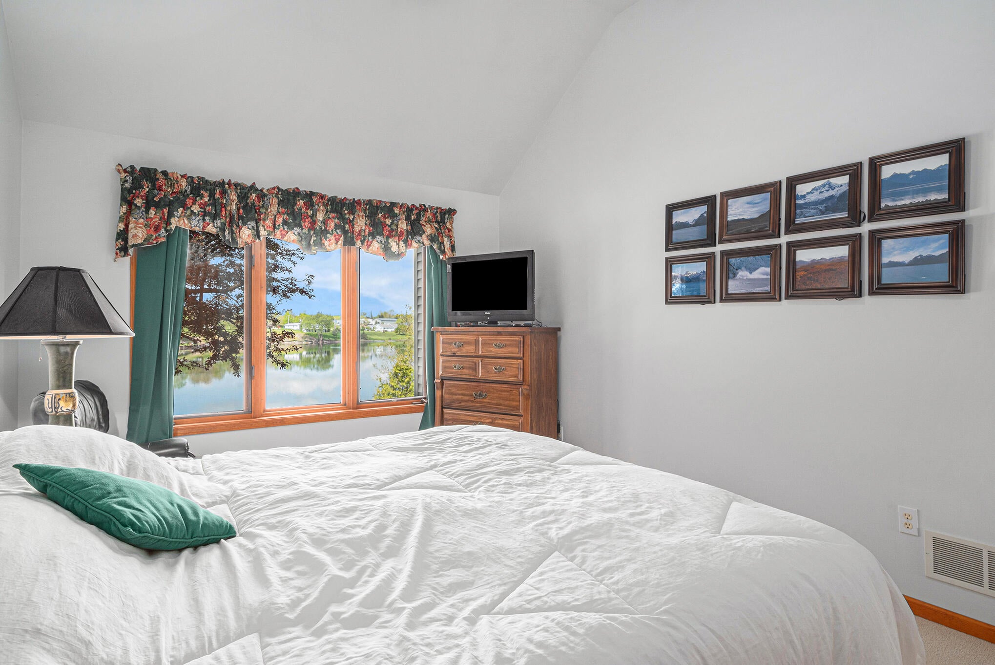10783 Moonlight Bay Road Cheboygan, MI 49721 - Photo 26 of 50 Gallery Image 26