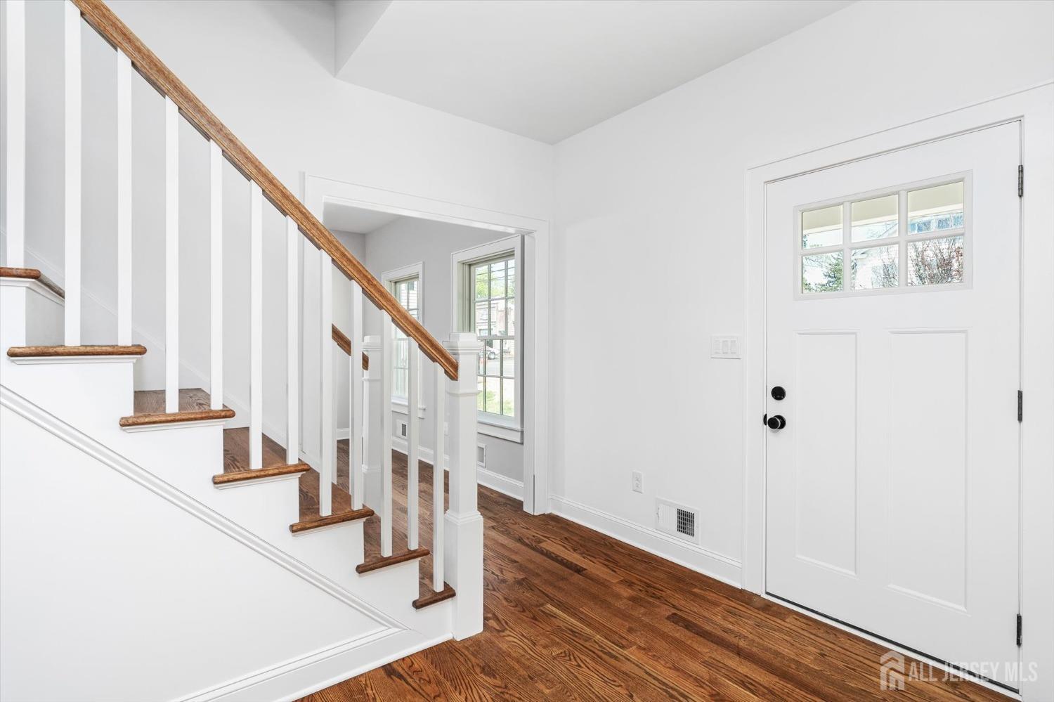 440 Ellisdale Road Chesterfield, NJ 08515 - Photo 4 of 42 a view of entryway with wooden floor