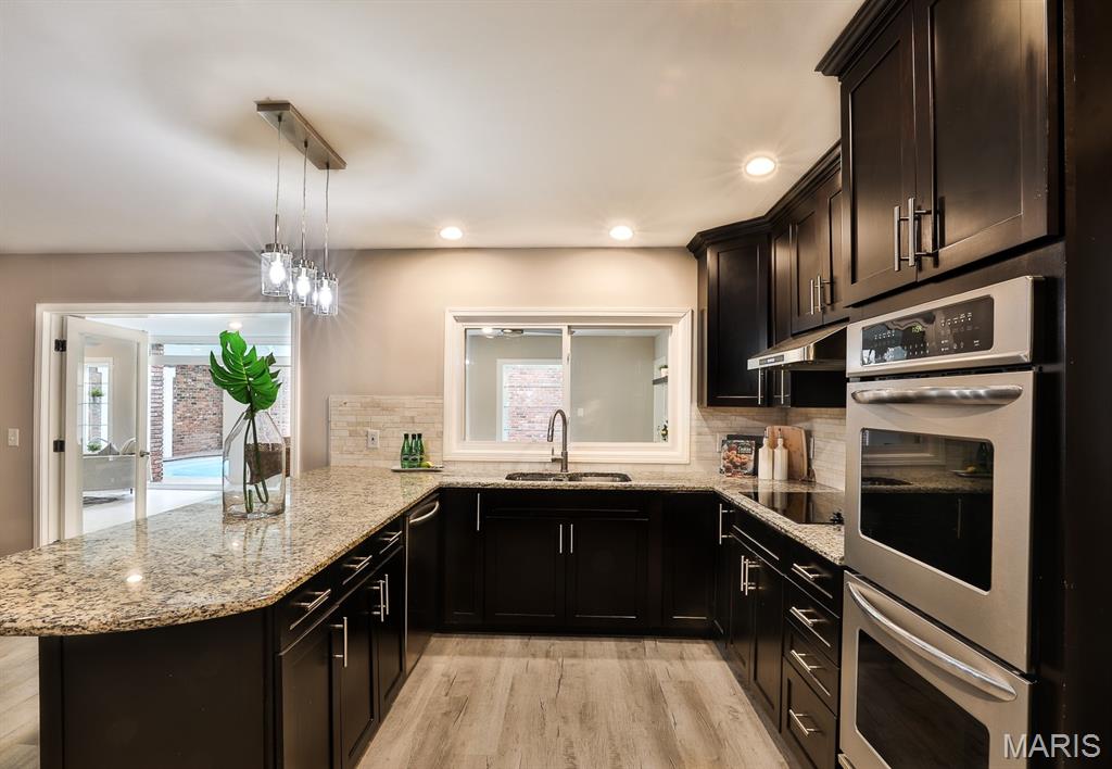 14327 Bramblewood Court Chesterfield, MO 63017 - Photo 11 of 51