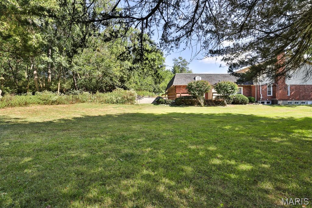 14327 Bramblewood Court Chesterfield, MO 63017 - Photo 43 of 51