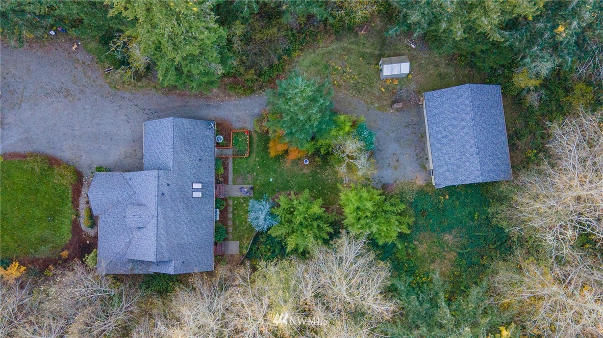 4771 Southwest County Line Road Port Orchard, WA 98367 - Photo 4 of 24 Gallery Image 4