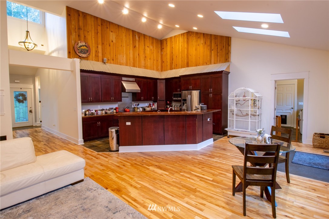 4771 Southwest County Line Road Port Orchard, WA 98367 - Photo 6 of 24 Gallery Image 6