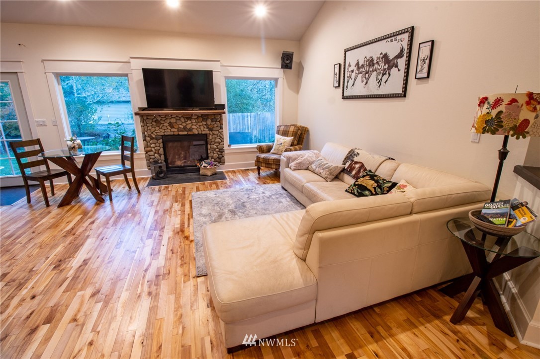 4771 Southwest County Line Road Port Orchard, WA 98367 - Photo 7 of 24 Gallery Image 7