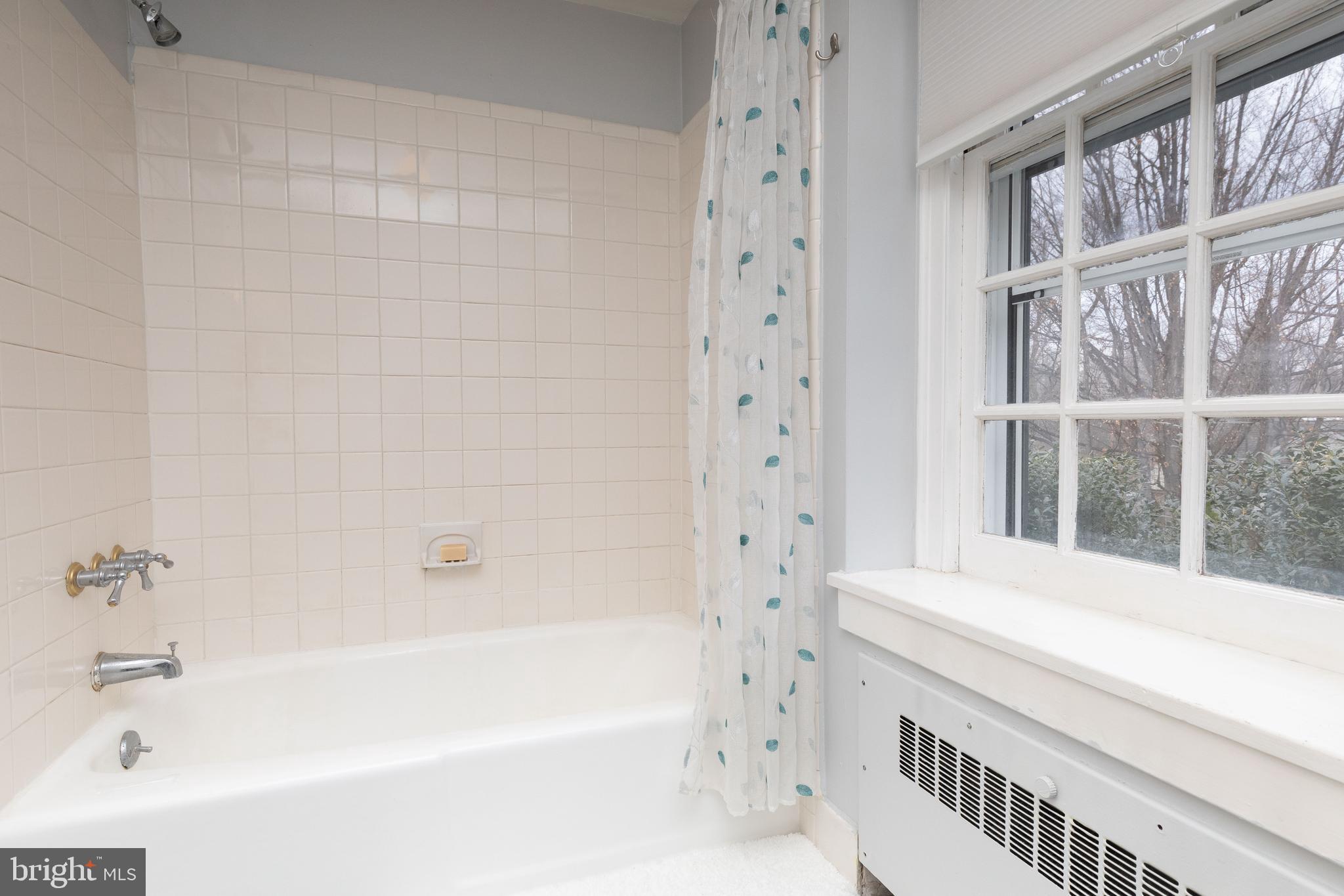 115 Roumfort Road, Unit 19 Philadelphia, PA 19119 - Photo 25 of 38 Gallery Image 25