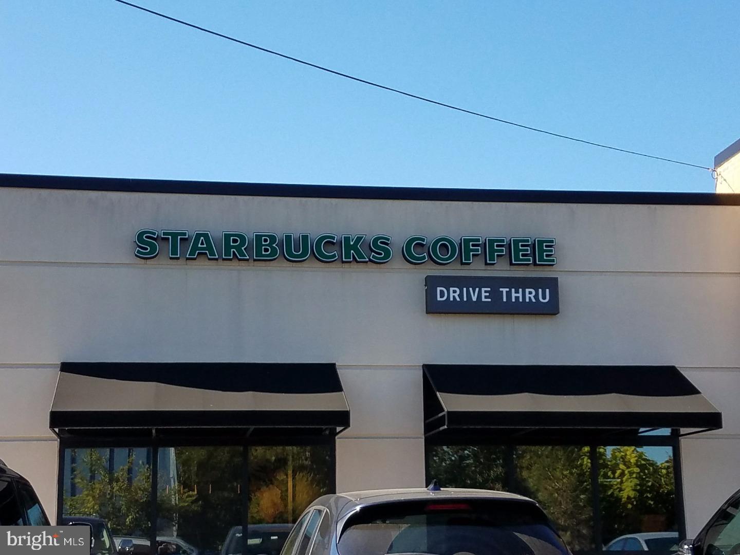 865 Lancaster Avenue Wayne, PA 19087 - Photo 5 of 13 a close up of a wall