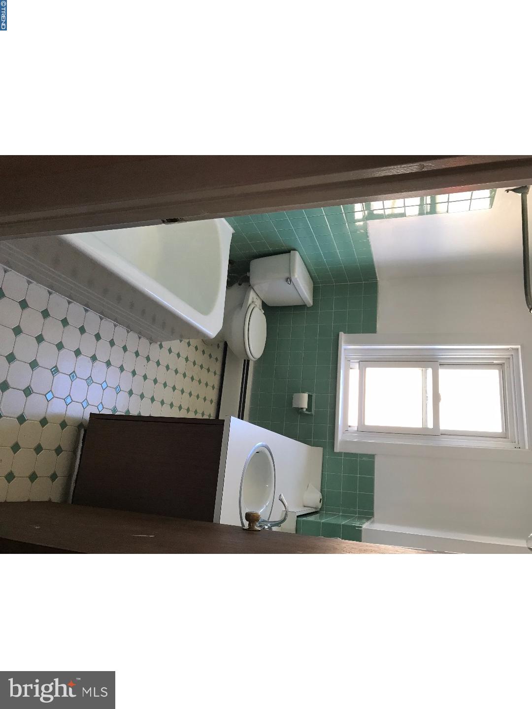 865 Lancaster Avenue Wayne, PA 19087 - Photo 9 of 13 a view of entryway