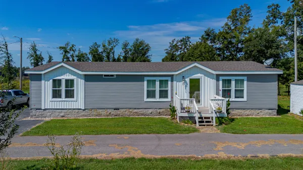 $450,000 | 653 Bondurant Lane, Benton, KY 42025