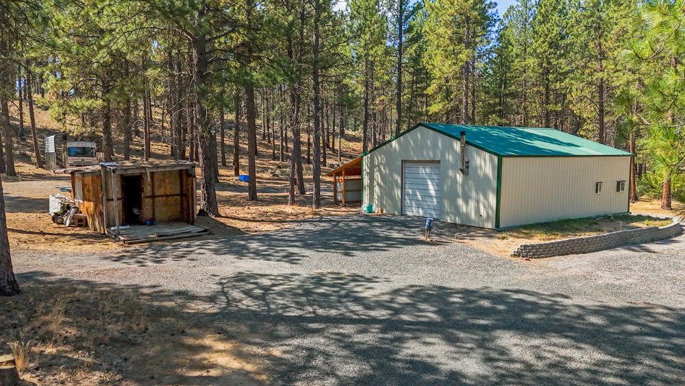 9630 Sprague River Road Chiloquin, OR 97624 - Photo 23 of 62 9630SpragueRiverRd.-76