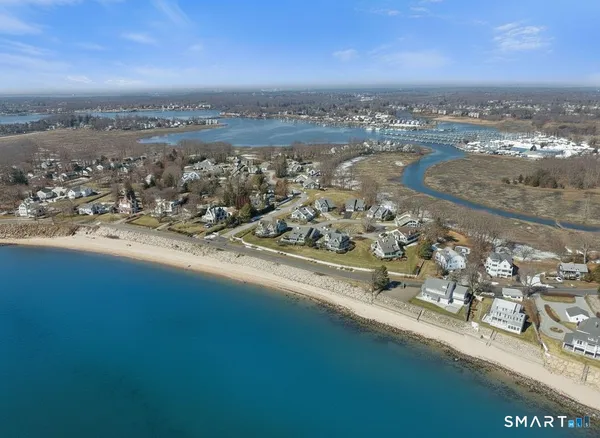 $1,799,000 | 15 Linden Shores, Unit 15, Branford, CT 06405