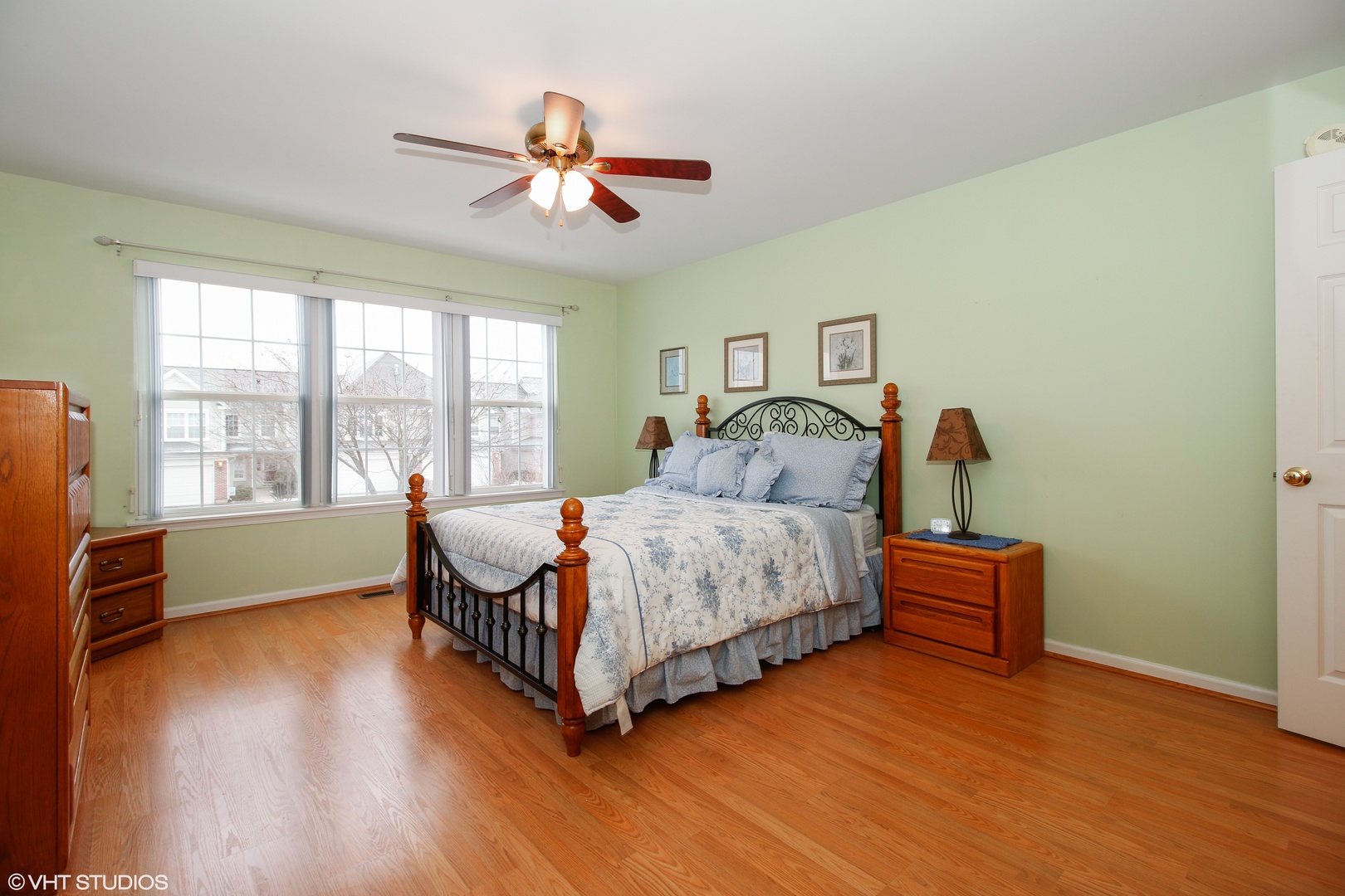 3136 Reflection Drive Naperville, IL 60564 - Photo 7 of 10