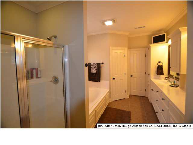 10587 Hill Pointe Avenue Baton Rouge, LA 70810 - Photo 11 of 17 Gallery Image 11