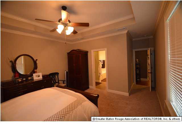 10587 Hill Pointe Avenue Baton Rouge, LA 70810 - Photo 10 of 17 Gallery Image 10