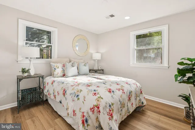 $895,000 | 3506 Queen Anne Drive, Fairfax, VA 22030