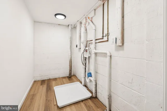 $895,000 | 3506 Queen Anne Drive, Fairfax, VA 22030