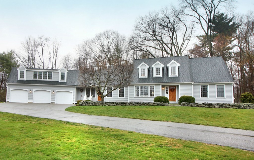136 Strawberry Hill Road Acton, MA 01742 - Photo 1 of 30 Gallery Image 1