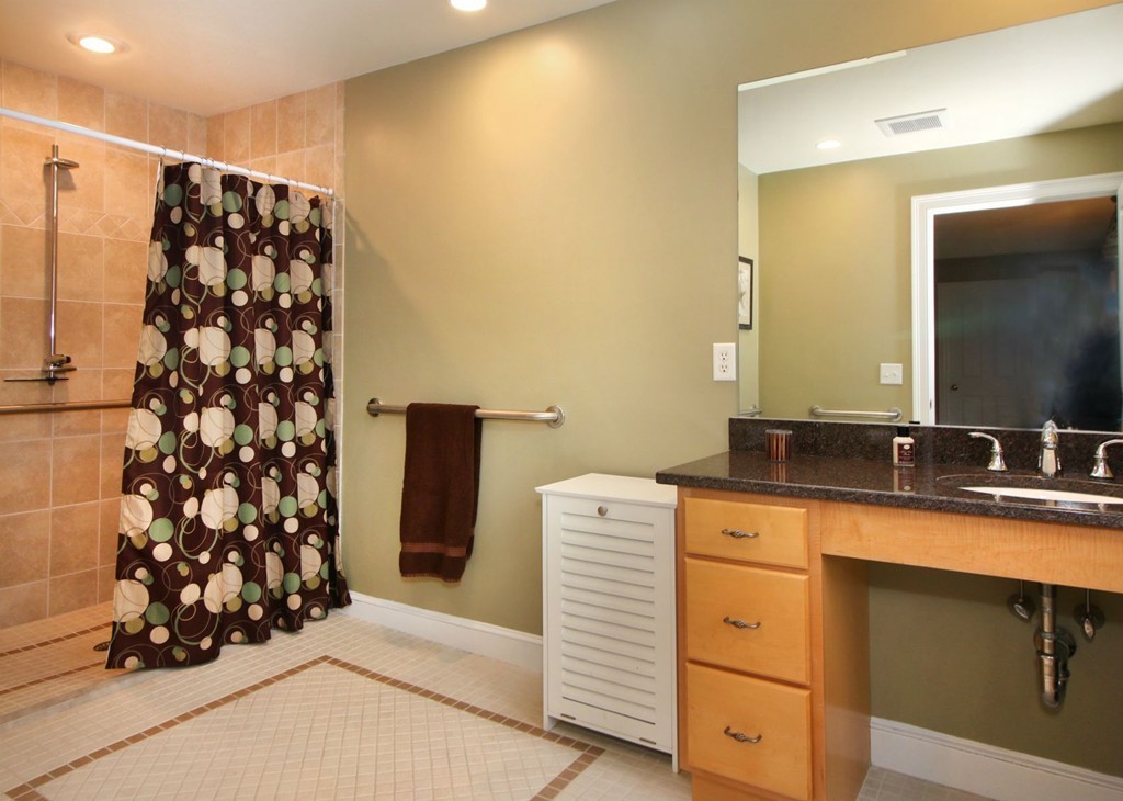 136 Strawberry Hill Road Acton, MA 01742 - Photo 14 of 30 Gallery Image 14