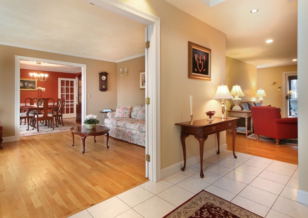 136 Strawberry Hill Road Acton, MA 01742 - Photo 2 of 30 Gallery Image 2